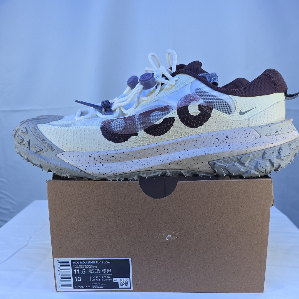 Nike ACG MOUNTAIN FLOW 2 - Cream and Purple